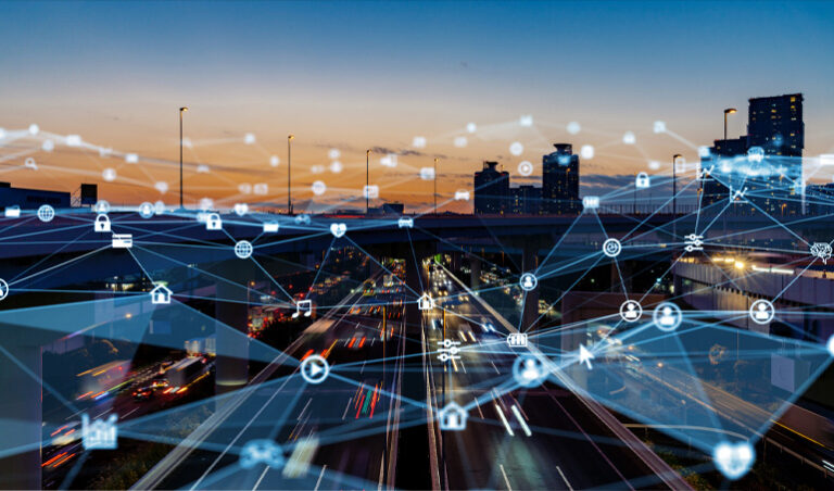 エッジコンピューティングとは? IoT・5Gとの関係やメリットについて紹介